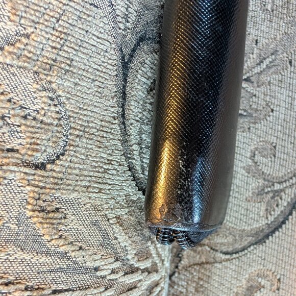 Authentic Prada Saffiano Zipper Wallet GUC - Picture 7 of 14